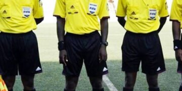 CAMEROUN : L’ARBITRAGE AU CŒUR DU MALAISE QUI FREINE LE FOOTBALL NATIONAL